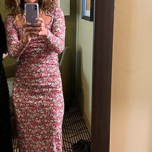 Super cute floral square neck long sleeve dress